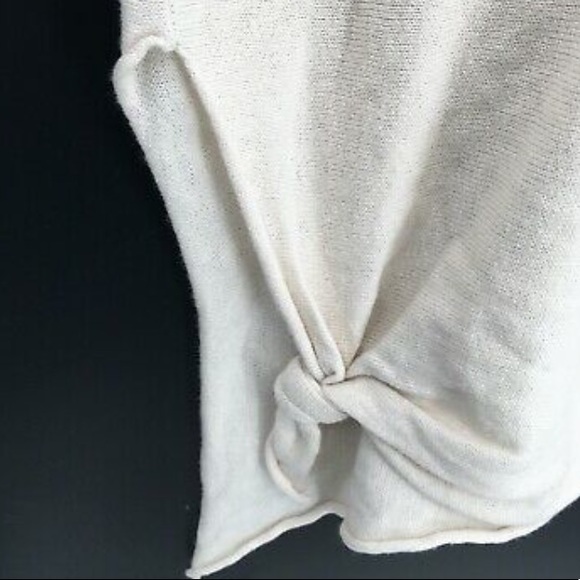 Cloth By Design Oversized Knit Sweater Size Medium - Picture 8 of 12